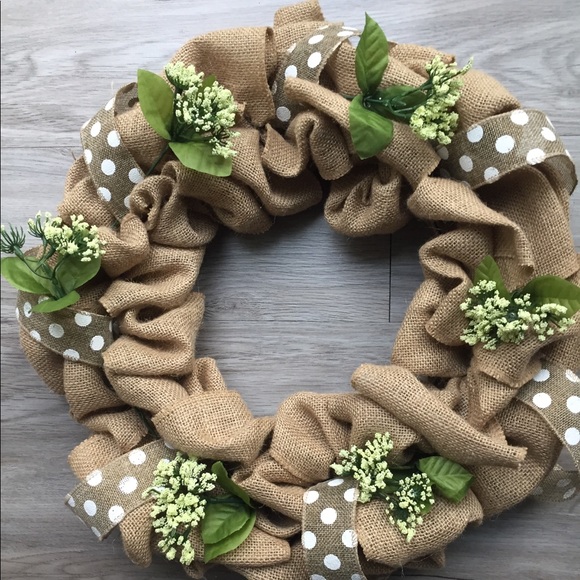 Gorgeous new wreath! - Picture 4 of 4